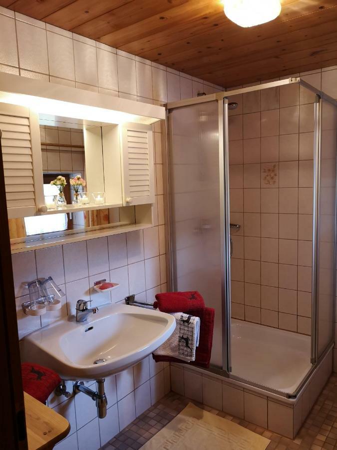 フィーバーブルンVornbichlhofアパートメント エクステリア 写真