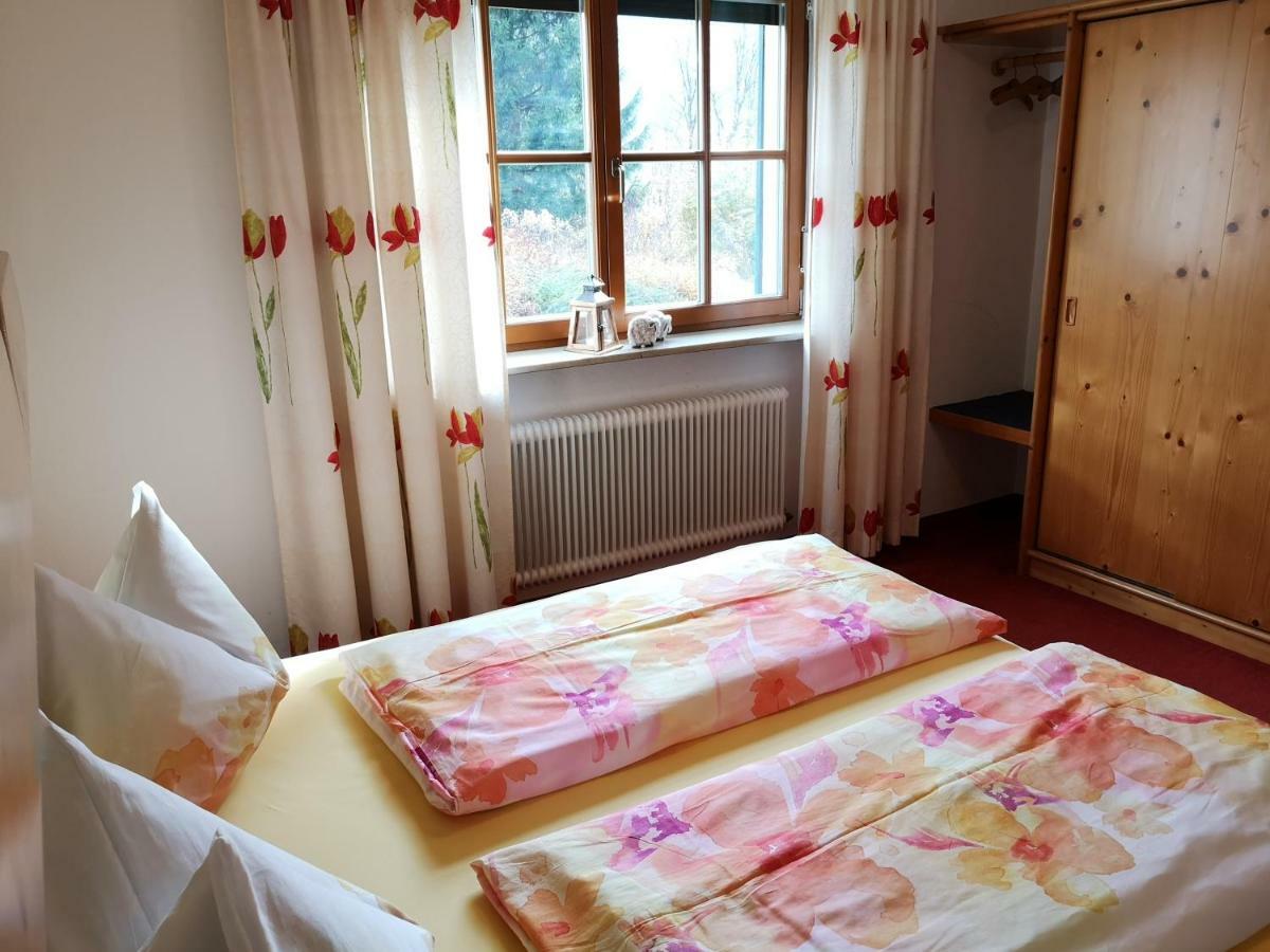 フィーバーブルンVornbichlhofアパートメント エクステリア 写真