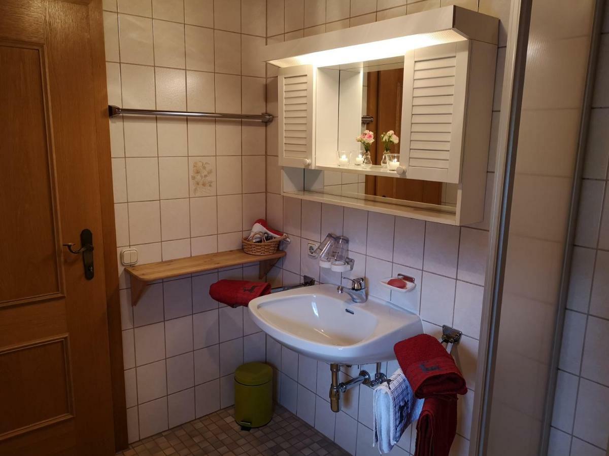 フィーバーブルンVornbichlhofアパートメント エクステリア 写真